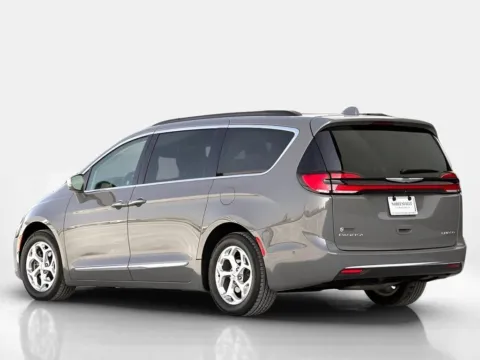Photos of 2022 Chrysler Pacifica Limited for sale in Noblesville, IN at Noblesville Imports