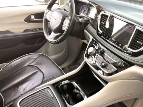 Another view of 2022 Chrysler Pacifica Limited for sale in Noblesville, IN at Noblesville Imports