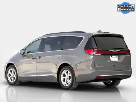 Photos of 2022 Chrysler Pacifica Limited for sale in Noblesville, IN at Noblesville Imports