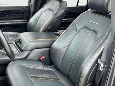 More photos of 2022 Ford Expedition Max Platinum at Noblesville Imports, IN