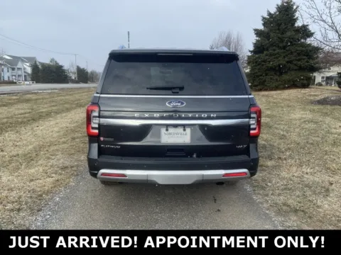 More photos of 2022 Ford Expedition Max Platinum at Noblesville Imports, IN