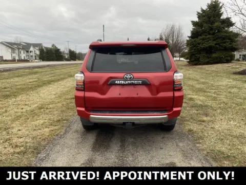 More photos of 2021 Toyota 4Runner TRD Off Road at Noblesville Imports, IN