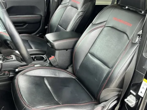 More photos of 2019 Jeep Wrangler Rubicon at Noblesville Imports, IN