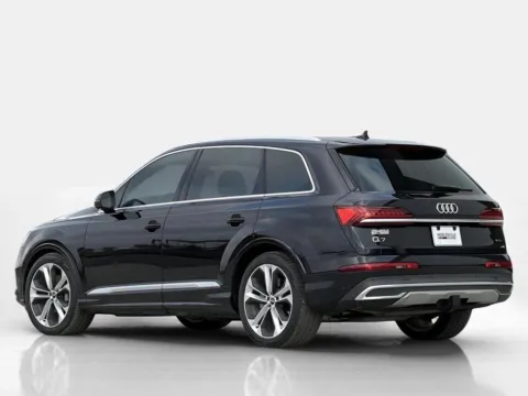 More photos of 2021 Audi Q7 55 Prestige at Noblesville Imports, IN