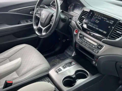 Another view of 2021 Honda Passport EX-L for sale in Noblesville, IN at Noblesville Imports