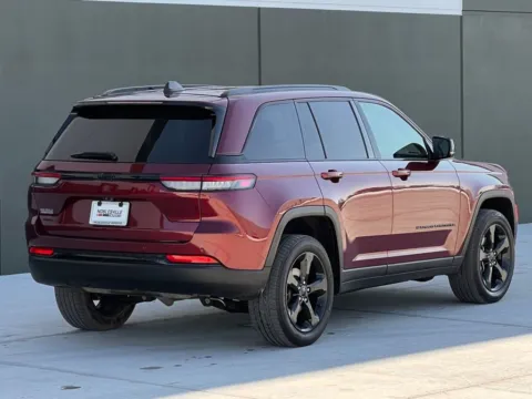 Photos of 2022 Jeep Grand Cherokee Altitude for sale in Noblesville, IN at Noblesville Imports