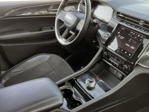 Another view of 2022 Jeep Grand Cherokee Altitude for sale in Noblesville, IN at Noblesville Imports