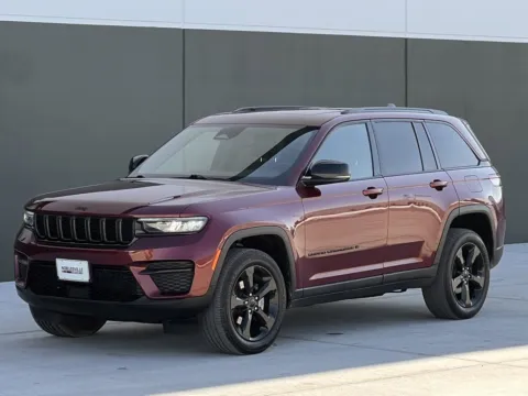 Red 2022 Jeep Grand Cherokee Altitude for sale in Noblesville, IN