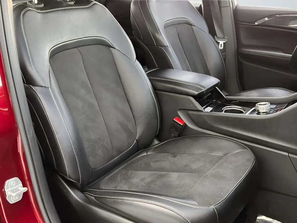 2022 Jeep Grand Cherokee Altitude - Photo 16