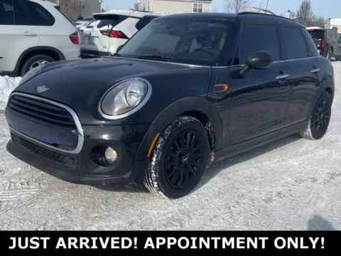 Black 2016 MINI Cooper Hardtop 4 Door for sale in Noblesville, IN