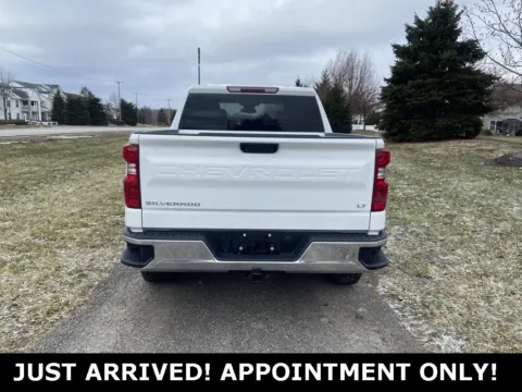 More photos of 2022 Chevrolet Silverado 1500 LT at Noblesville Imports, IN