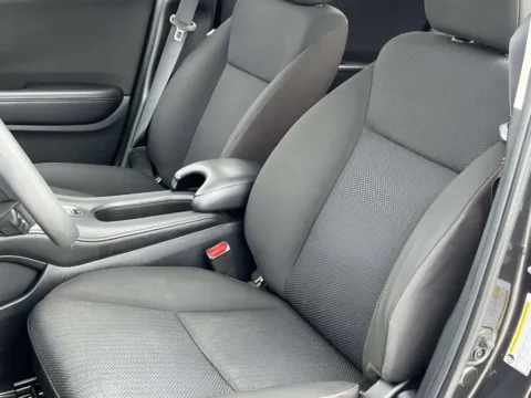 More photos of 2018 Honda HR-V LX at Noblesville Imports, IN