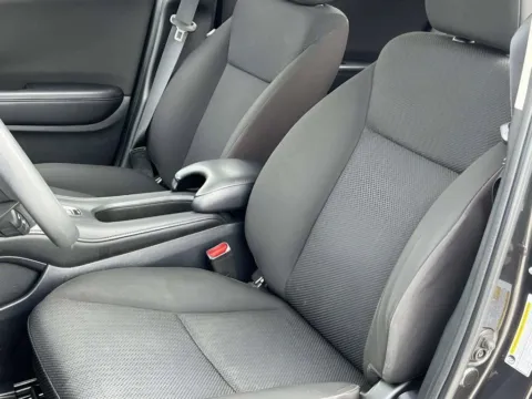 More photos of 2018 Honda HR-V LX at Noblesville Imports, IN