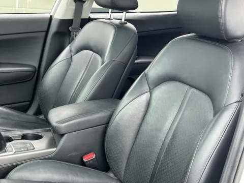 More photos of 2020 Kia Optima SE at Noblesville Imports, IN