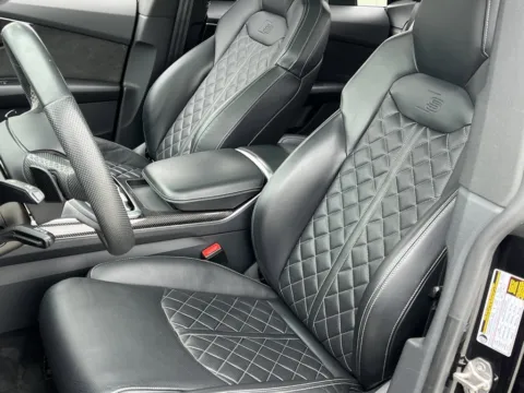 More photos of 2021 Audi SQ8 Premium Plus at Noblesville Imports, IN