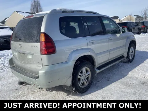 More photos of 2005 Lexus GX 470 at Noblesville Imports, IN