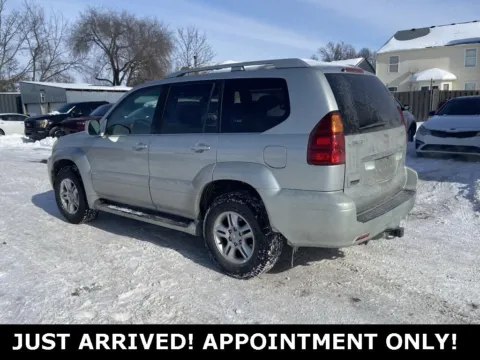 Another view of 2005 Lexus GX 470 for sale in Noblesville, IN at Noblesville Imports