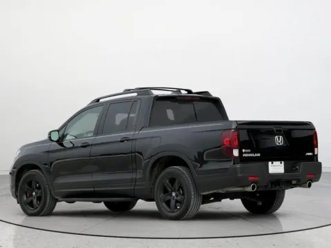 More photos of 2021 Honda Ridgeline Black Edition at Noblesville Imports, IN