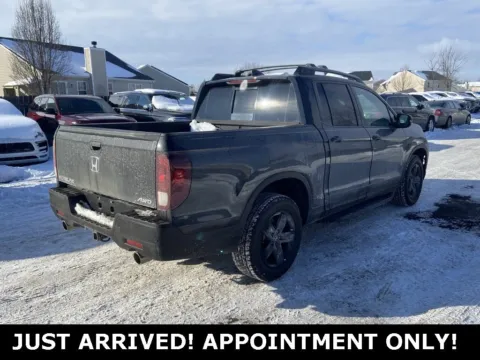 More photos of 2021 Honda Ridgeline Black Edition at Noblesville Imports, IN
