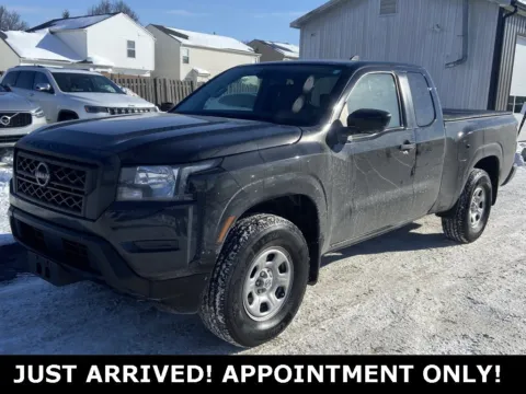 Black 2022 Nissan Frontier S for sale in Noblesville, IN