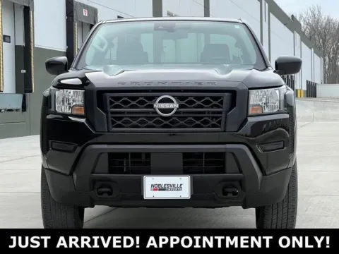 More photos of 2022 Nissan Frontier S at Noblesville Imports, IN