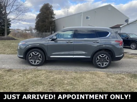 Photos of 2023 Hyundai Santa Fe Limited for sale in Noblesville, IN at Noblesville Imports