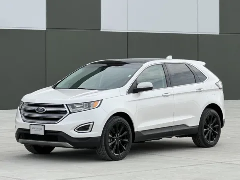 White 2017 Ford Edge Titanium for sale in Noblesville, IN