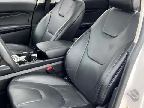 More photos of 2017 Ford Edge Titanium at Noblesville Imports, IN