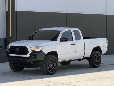 White 2022 Toyota Tacoma SR for sale in Noblesville, IN
