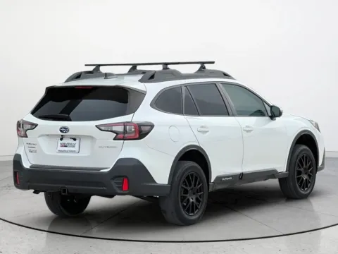 More photos of 2021 Subaru Outback Premium at Noblesville Imports, IN