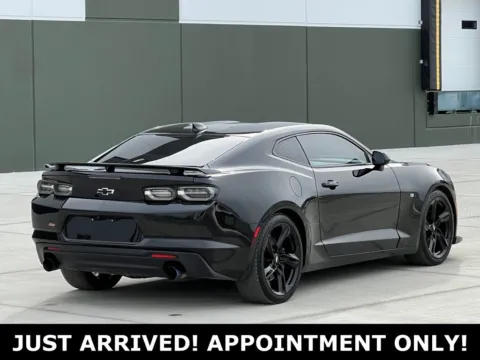 Photos of 2019 Chevrolet Camaro SS for sale in Noblesville, IN at Noblesville Imports