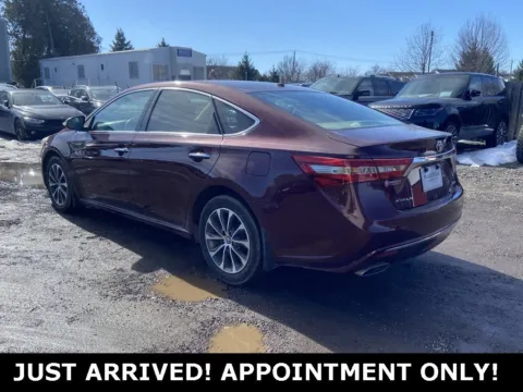 Another view of 2018 Toyota Avalon XLE Premium for sale in Noblesville, IN at Noblesville Imports