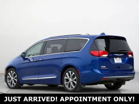 Photos of 2018 Chrysler Pacifica Limited for sale in Noblesville, IN at Noblesville Imports