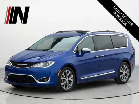 Blue 2018 Chrysler Pacifica Limited for sale in Noblesville, IN