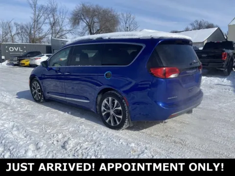 Another view of 2018 Chrysler Pacifica Limited for sale in Noblesville, IN at Noblesville Imports