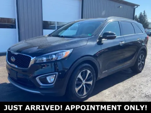 Black 2017 Kia Sorento EX V6 for sale in Noblesville, IN