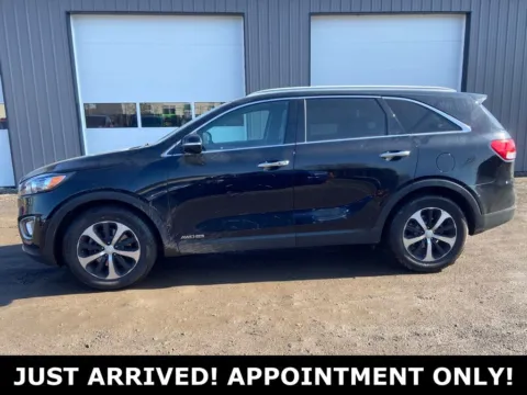 Photos of 2017 Kia Sorento EX for sale in Noblesville, IN at Noblesville Imports