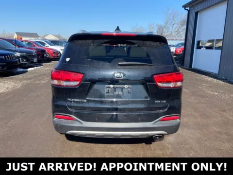 More photos of 2017 Kia Sorento EX at Noblesville Imports, IN