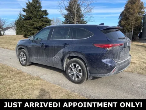 Another view of 2020 Toyota Highlander XLE for sale in Noblesville, IN at Noblesville Imports