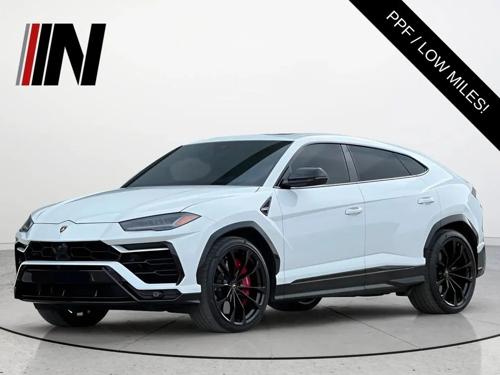 2022 Lamborghini Urus 4.0 V8's photo