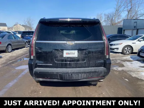 More photos of 2015 Cadillac Escalade Premium at Noblesville Imports, IN