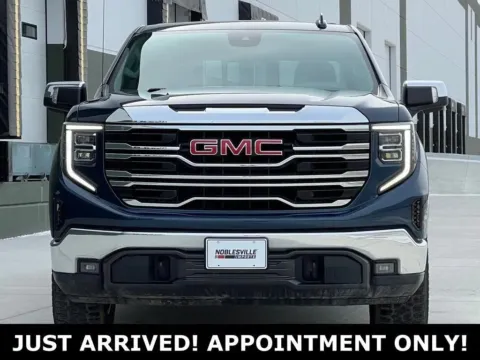 More photos of 2022 GMC Sierra 1500 SLT at Noblesville Imports, IN