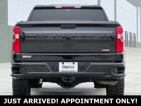 More photos of 2019 Chevrolet Silverado 1500 RST at Noblesville Imports, IN