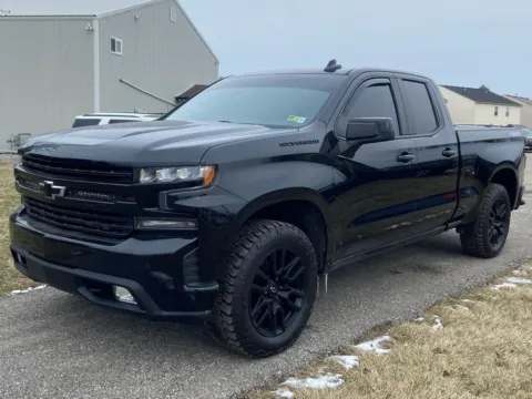Black 2019 Chevrolet Silverado 1500 RST for sale in Noblesville, IN