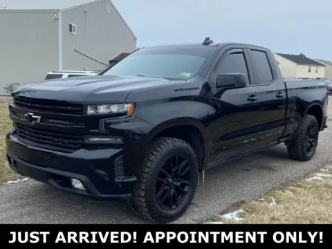 Black 2019 Chevrolet Silverado 1500 RST for sale in Noblesville, IN