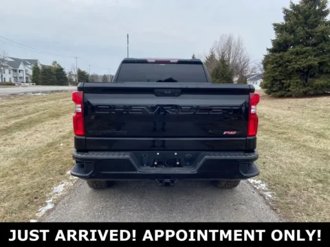 More photos of 2019 Chevrolet Silverado 1500 RST at Noblesville Imports, IN