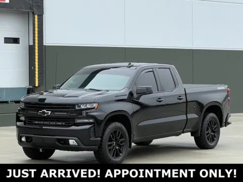 Black 2019 Chevrolet Silverado 1500 RST for sale in Noblesville, IN