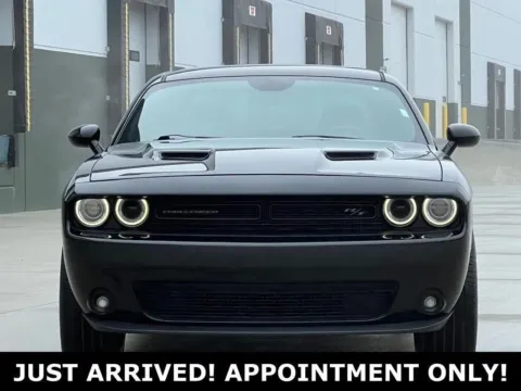 More photos of 2016 Dodge Challenger R/T at Noblesville Imports, IN
