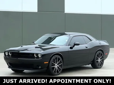 Black 2016 Dodge Challenger R/T for sale in Noblesville, IN