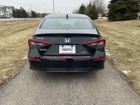 More photos of 2025 Honda Civic Hybrid Sport Touring at Noblesville Imports, IN